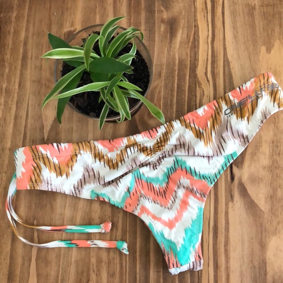 Not for sale O’Neill Cheeky Bikini Bottoms - Picture 2 of 7